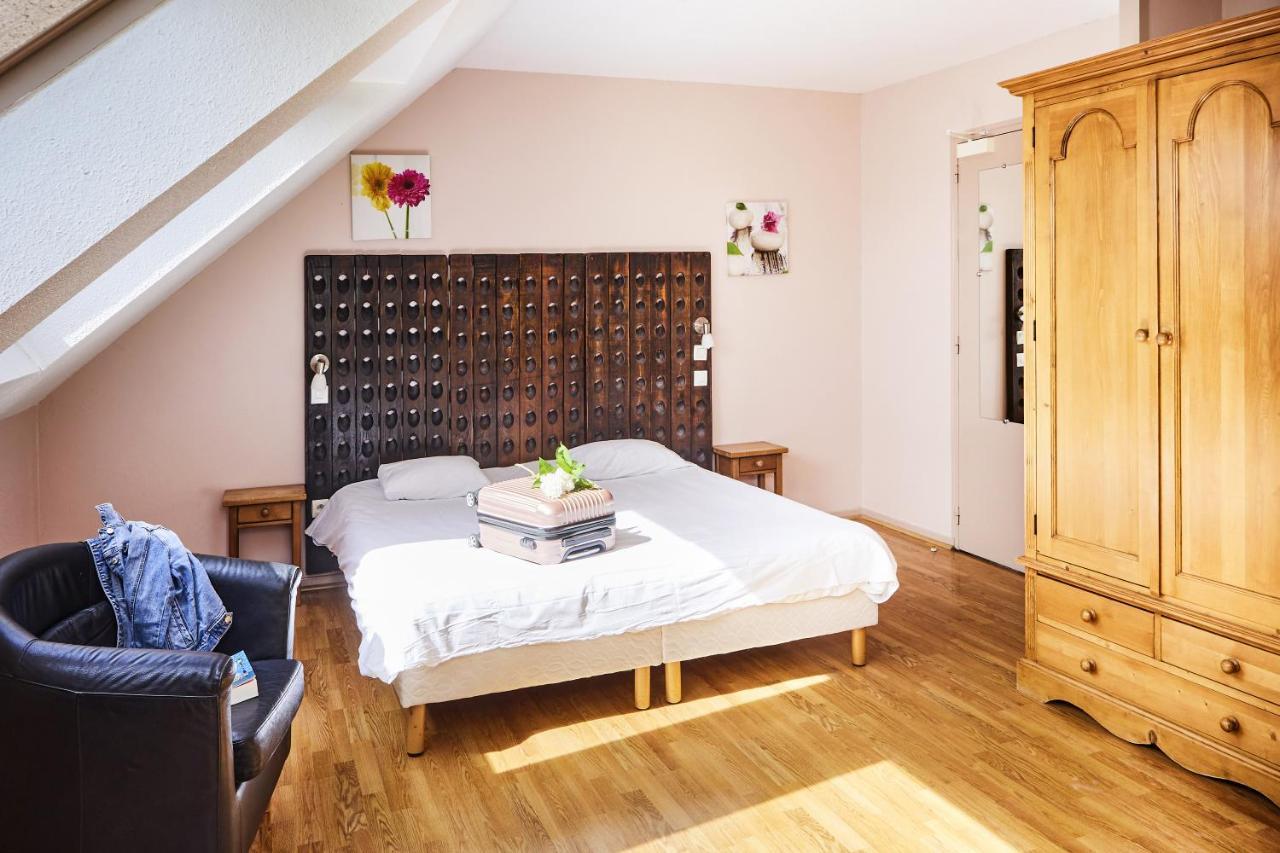 Hotel Logis Bagatelle - 51530 Dizy Esterno foto