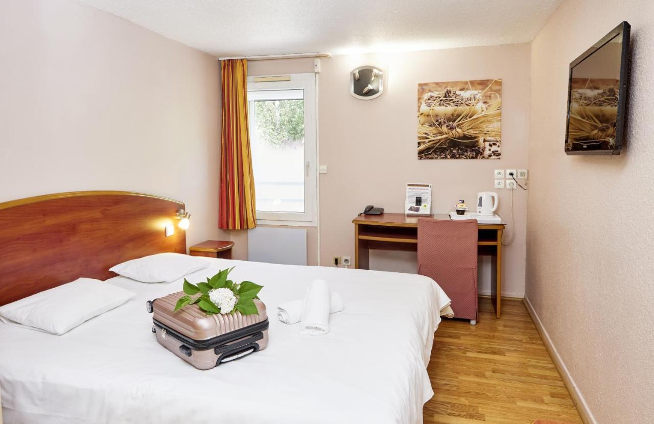 Hotel Logis Bagatelle - 51530 Dizy Esterno foto